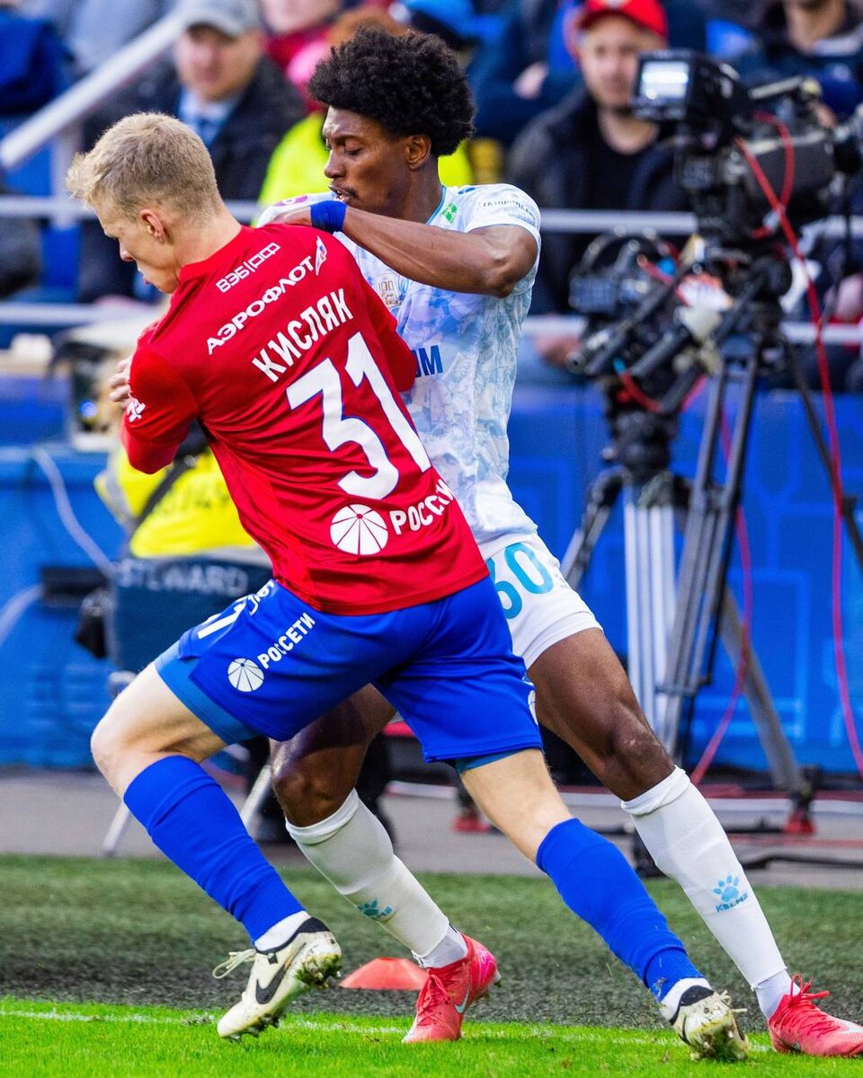 Матвей Кисляк снова забивает за ЦСКА. Фото тг-канал "Зенита"