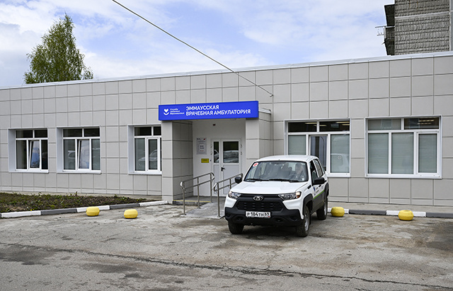 Губернатор Тверской области ознакомился с работой амбулатории в поселке Эммаусс