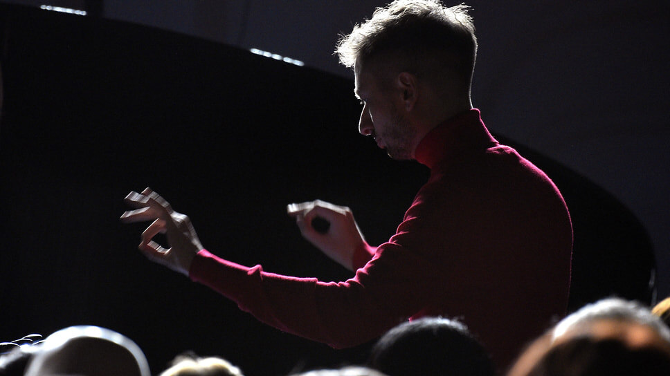 Премьера оперы композитора Ильи Демуцкого «Для “Черного квадрата”» прошла в Новой Третьяковке в Москве. Фото: Глеб Щелкунов / Коммерсантъ