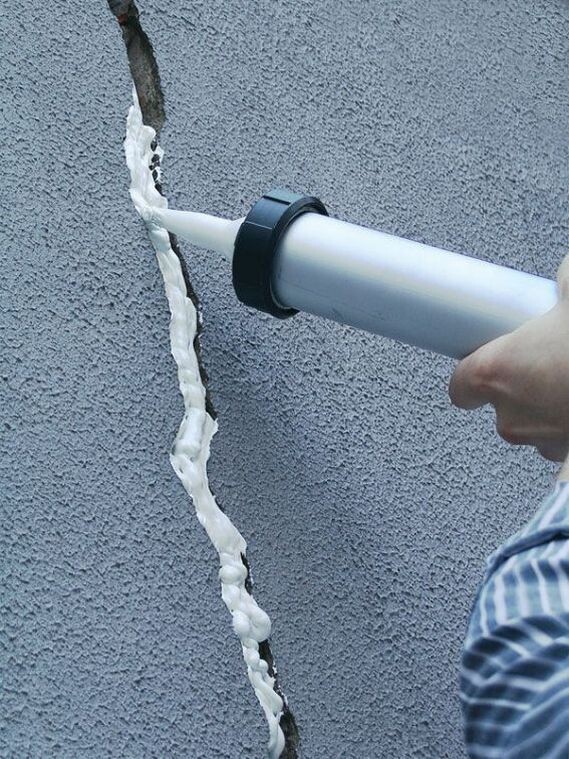 Ремонт сквозной трещины синтетическим склеивателем