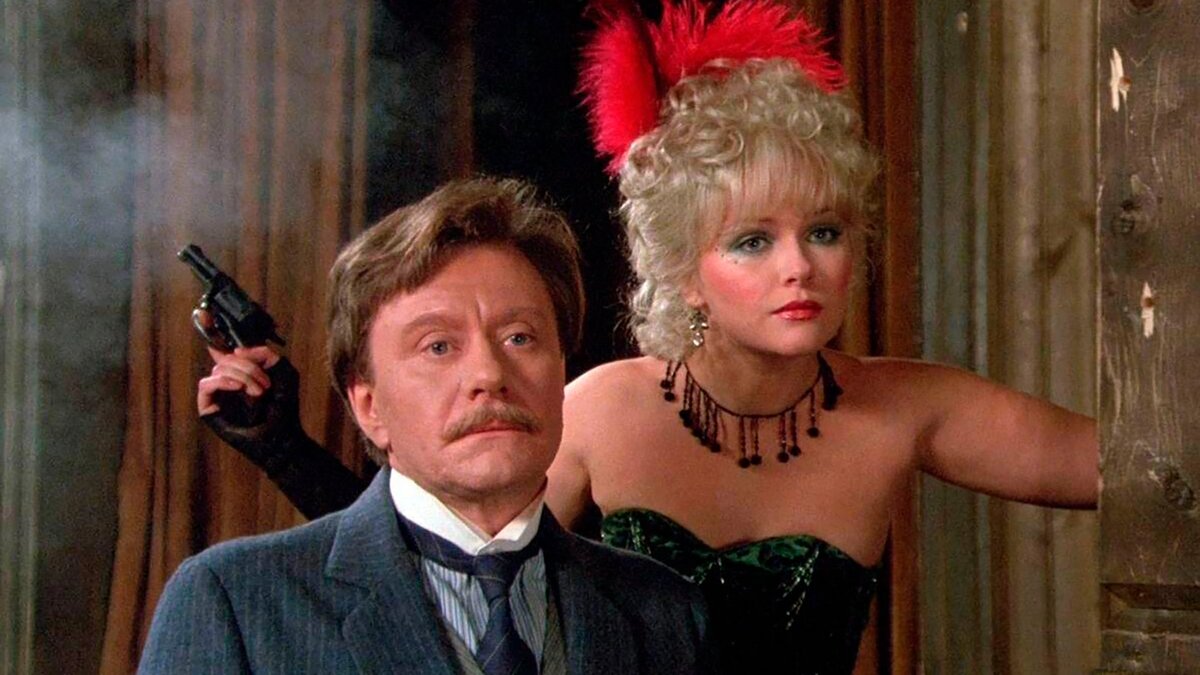 Диана разделяет точку зрения Самюэля Кольта: "Добрым словом и пистолетом можно добиться большего, чем одним только добрым словом."