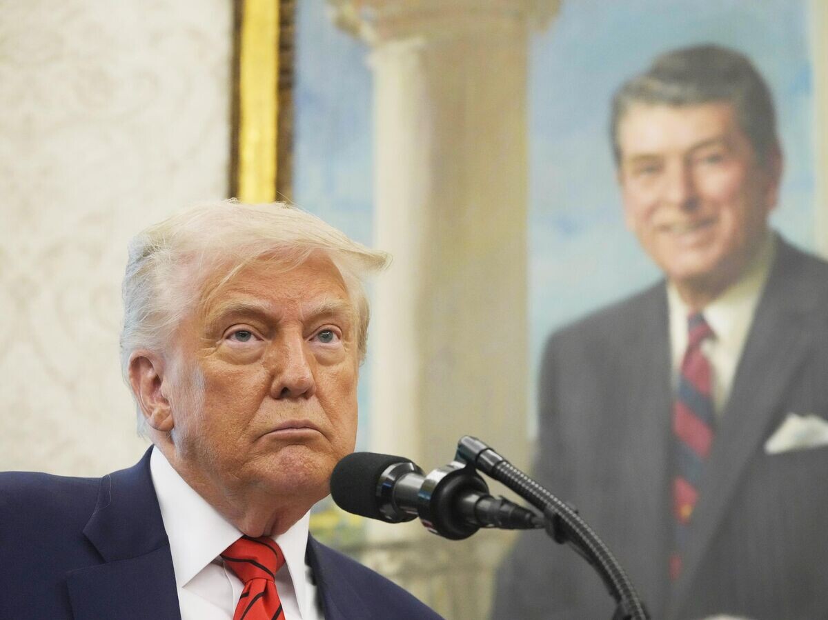    Президент США Дональд Трамп в Белом доме© AP Photo / Mark Schiefelbein