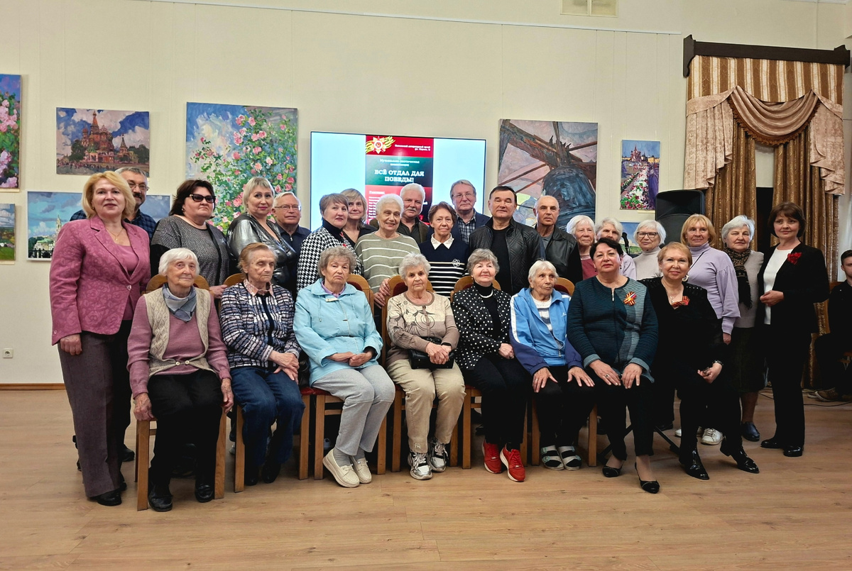 Далеко не все участники творческой встречи клуба «Меридиан»