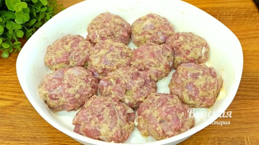 Все дело в необычном способе приготовления. Мясные шарики по новому.
