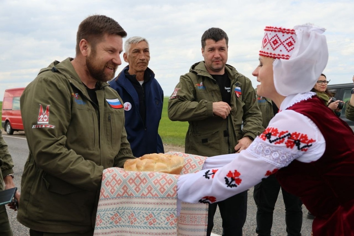    Из Югры в Беларусь через Мурманск