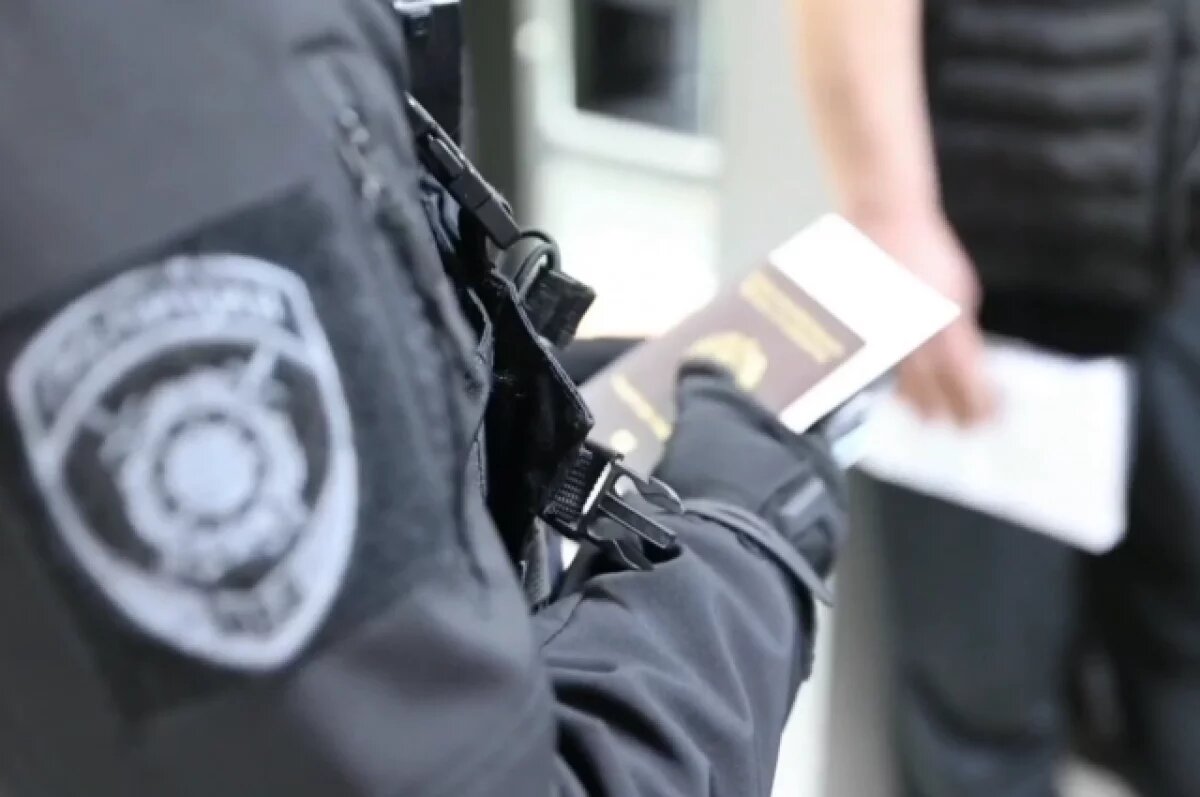    В Хабаровске на складе маркетплейса задержали мигрантов-уклонистов