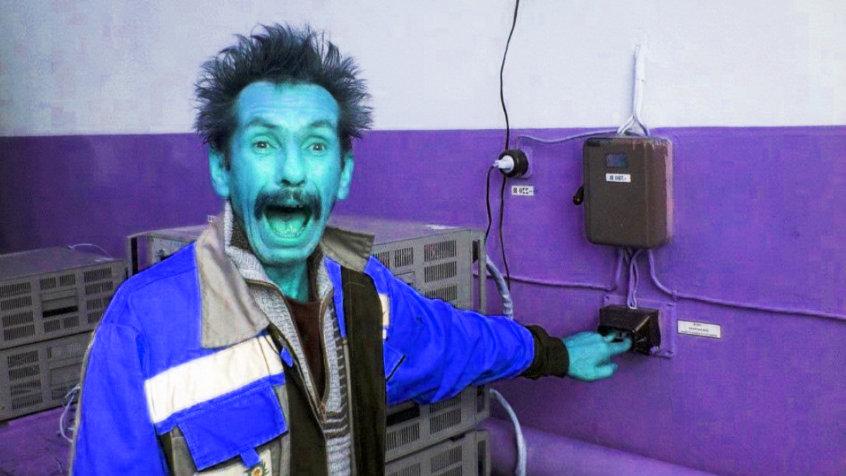 Старая известная картинка для обложки Ну а "синий" в цвет темы статьи.