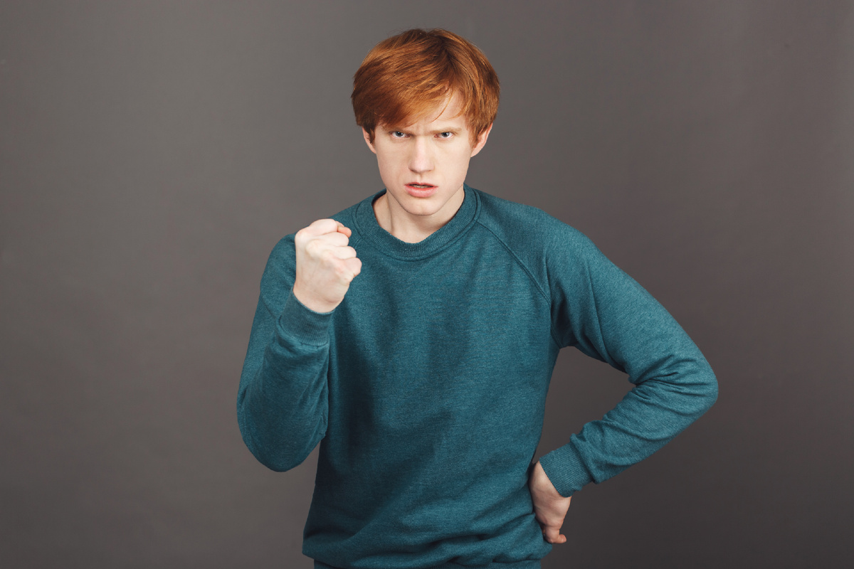 Freepic. Грубость подростков - это не про обидеть всех вокруг, а скорее, крик о помощи, способ выразить сложные чувства и переживания. Часто за колкими словами скрываются неуверенность, страх или потребность в понимании.