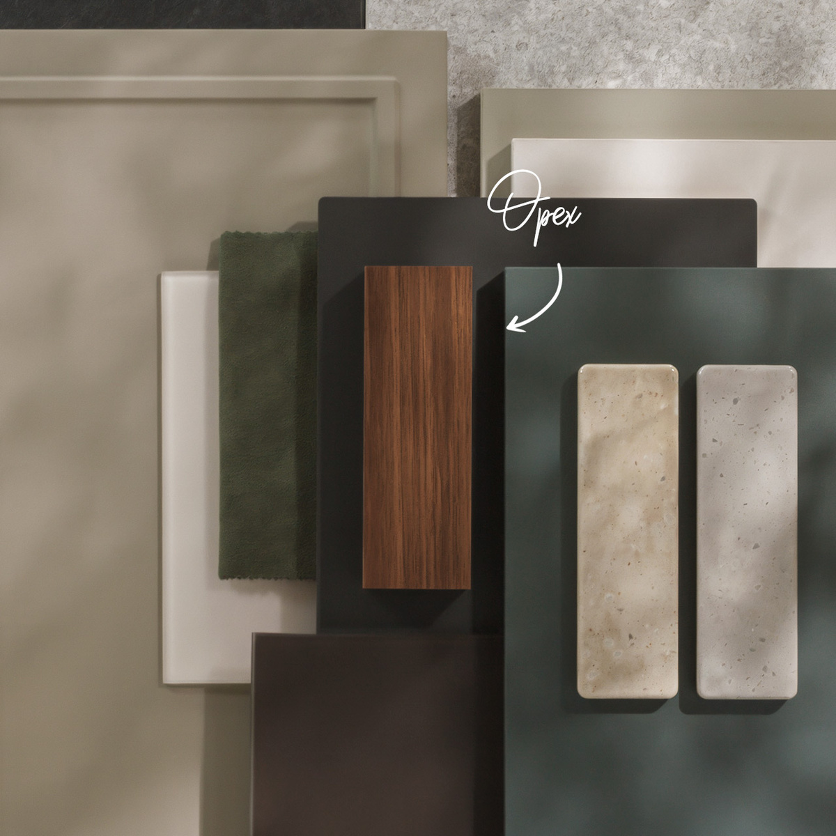 Орех — классический древесный декор благородного коричневого оттенка, придающий интерьеру утонченность и элегантность. Универсальное решение для любых стилей — от классики до современного. Идеально сочетается с матовыми зелеными поверхностями (отделочные материалы, ткани), бежевыми мраморными текстурами, фрезерованными фасадами классического дизайна.