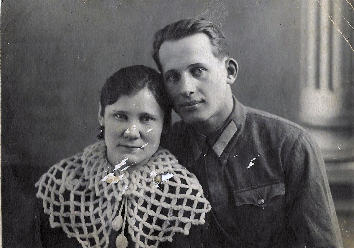    Комсомолка Сафонова