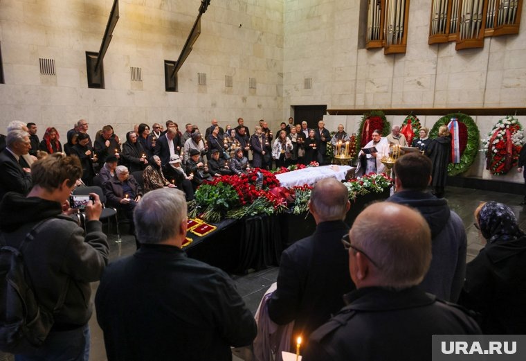 Фото с прощания с финансистом, скончавшимся 11 мая на 88-м году жизни. Фото: Михаил Метцель/ТАСС