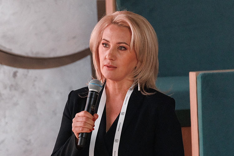    «Поговорим с людьми, которые формируют архитектурно-градостроительную политику в своих странах», — открыла обсуждение Ильсияр Тухватуллина.   
Фото: «БИЗНЕС Online»