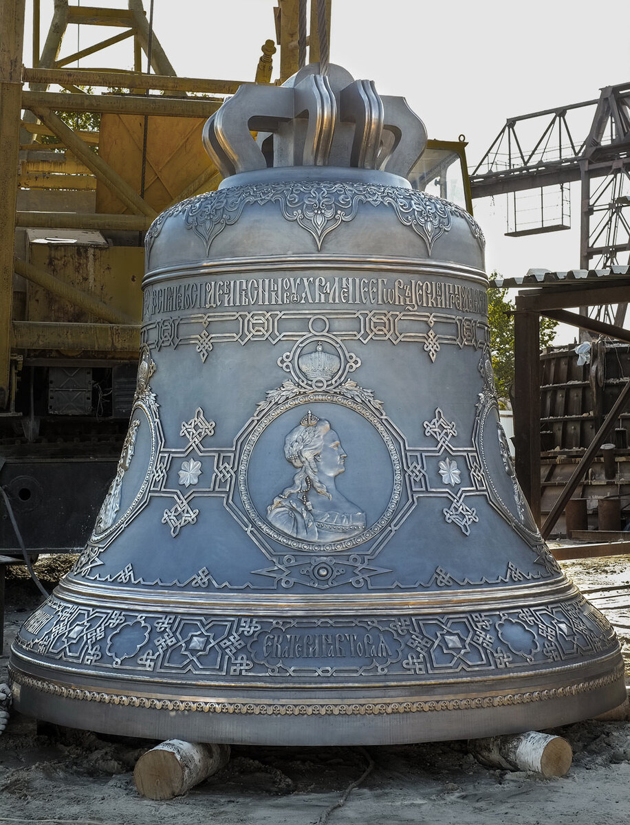 Листайте галерею с чудными видами изготовления колоколов