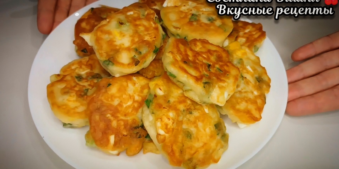 Ленивые пирожки с яйцом и луком. Рецепт - "палочка - выручалочка". Вкусно, быстро и просто!