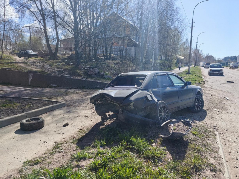    Пенсионера увезли в больницу с места ДТП в КарелииГАИ Карелии
