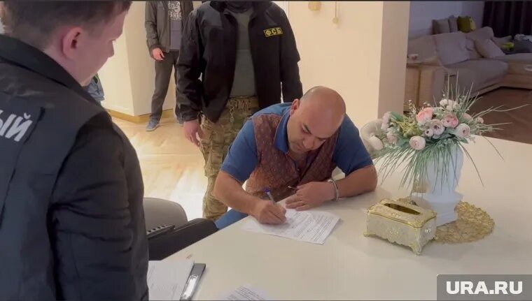 Ромика Варданяна обвиняют в даче взяток. Фото: Пресс-служба УФСБ по Челябинской области © URA.RU