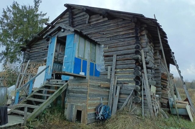    Дам аварийный, но переселение не близко. Фото: Личный архив/ Юрий Мац