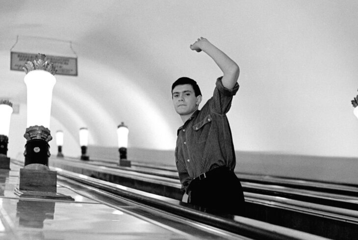 Кадр из фильма «Я шагаю по Москве»