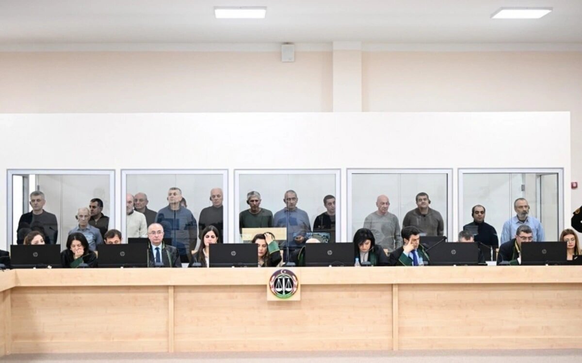 В Бакинском судебном комплексе проходит судебное заседание по уголовному делу лиц армянского происхождения, обвиняемых в военных и других