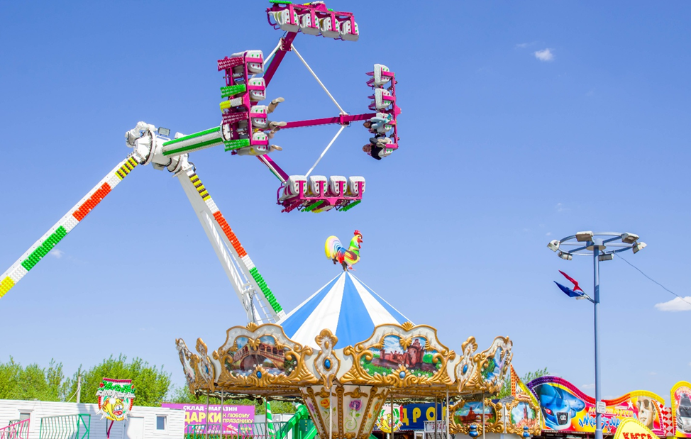 Парк атракционов
