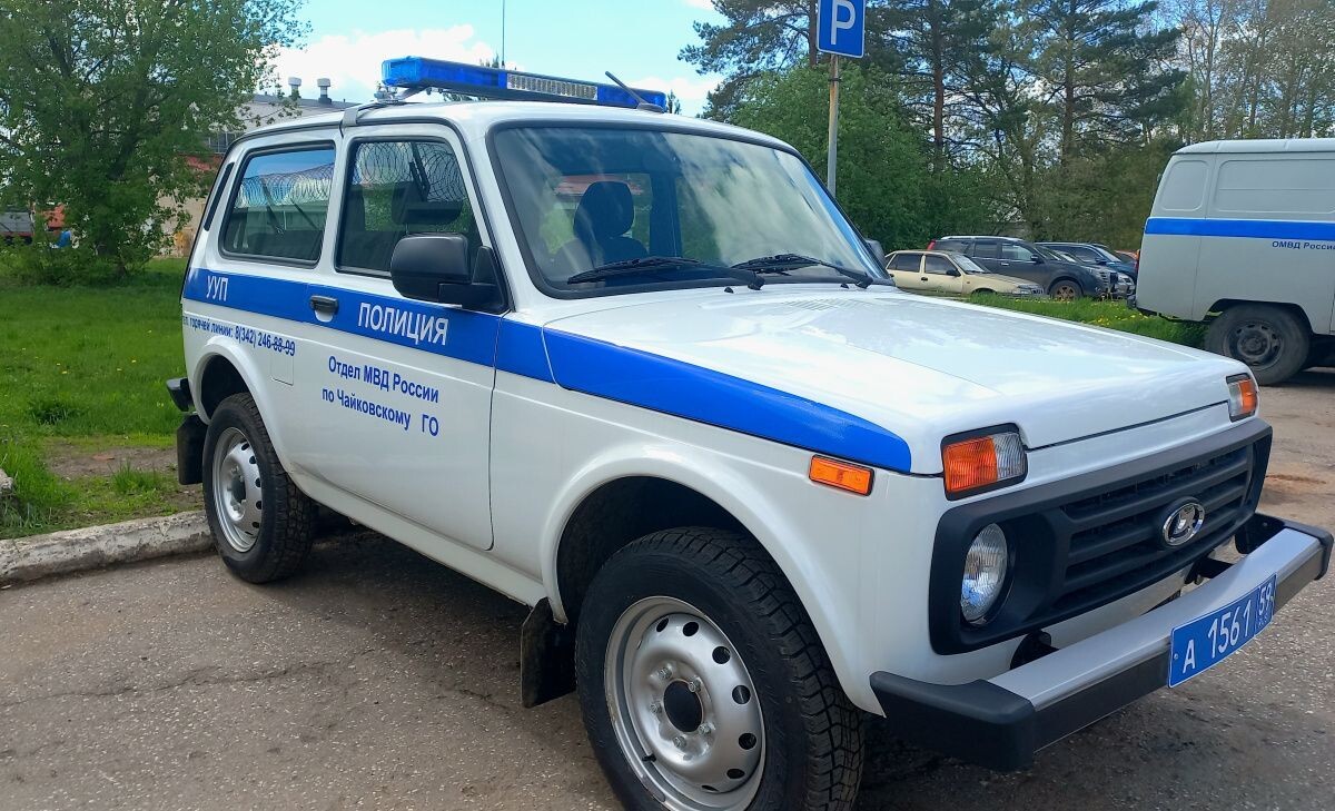     Патрульный автомобиль полиции. Источник: ОМВД по ЧГО Автор фото: Отдел МВД по ЧГО