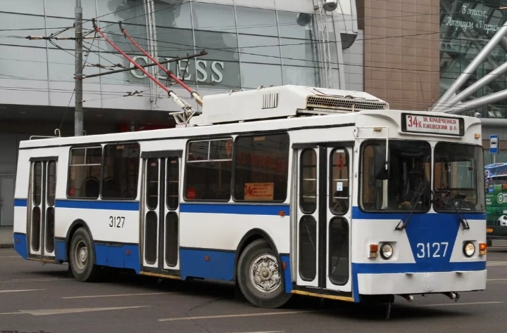 Троллейбус ЗиУ 682Г на маршруте 34к 