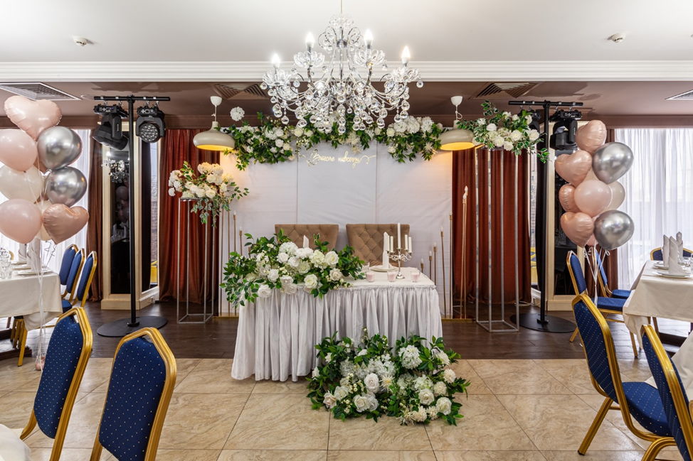 Банкетный зал отеля Carat