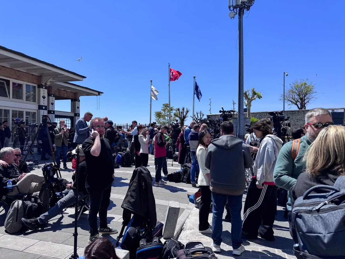    Ситуация вокруг дворца Долмабахче, где состоится встреча делегаций России и Украины. / Источник: © Global Look Press