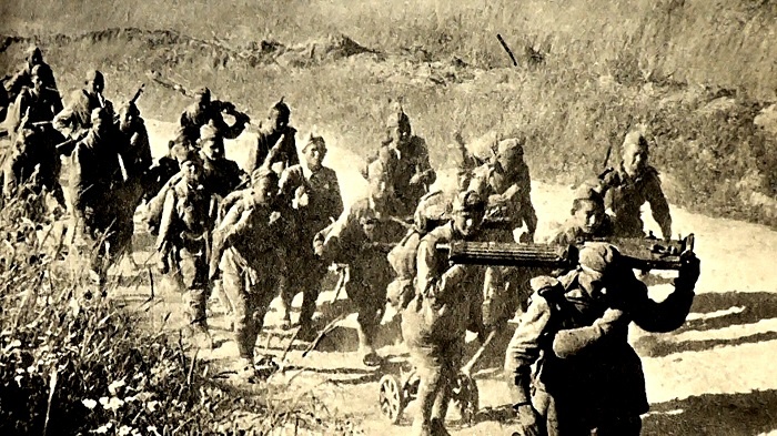 Красноармейцы, Западный фронт 1942 год. фото из rg.ru