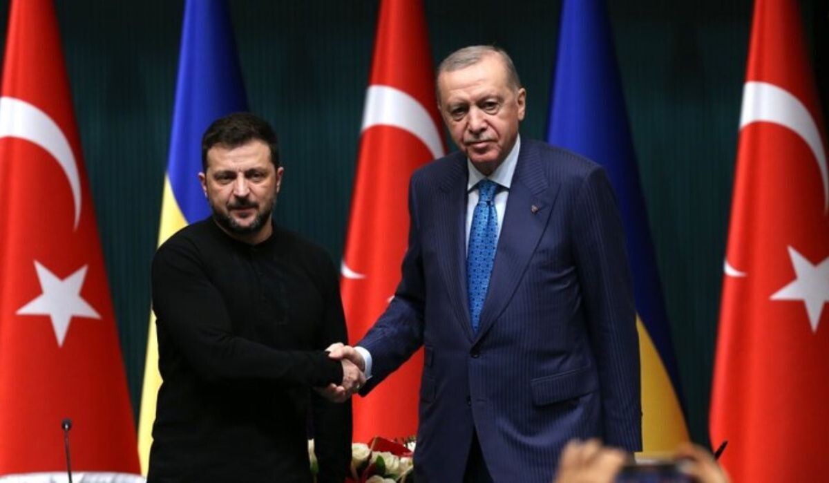     Эрдоган проводит встречу с Зеленским в Турции. Источник: ТАСС/ЕPA Автор фото: NECATI SAVAS