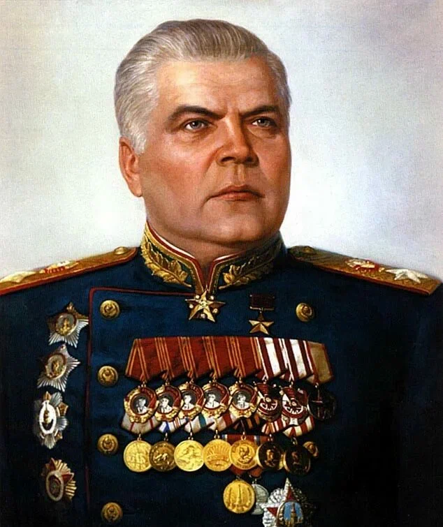 Родион Яковлевич Малиновский (1898–1967) — Маршал Советского Союза, дважды Герой Советского Союза.