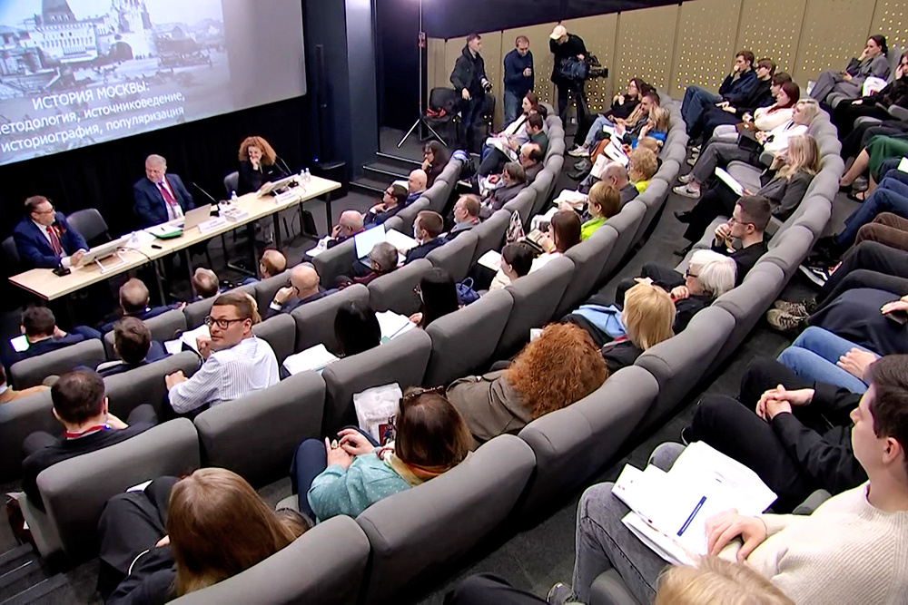    ©АО "ТВ Центр"