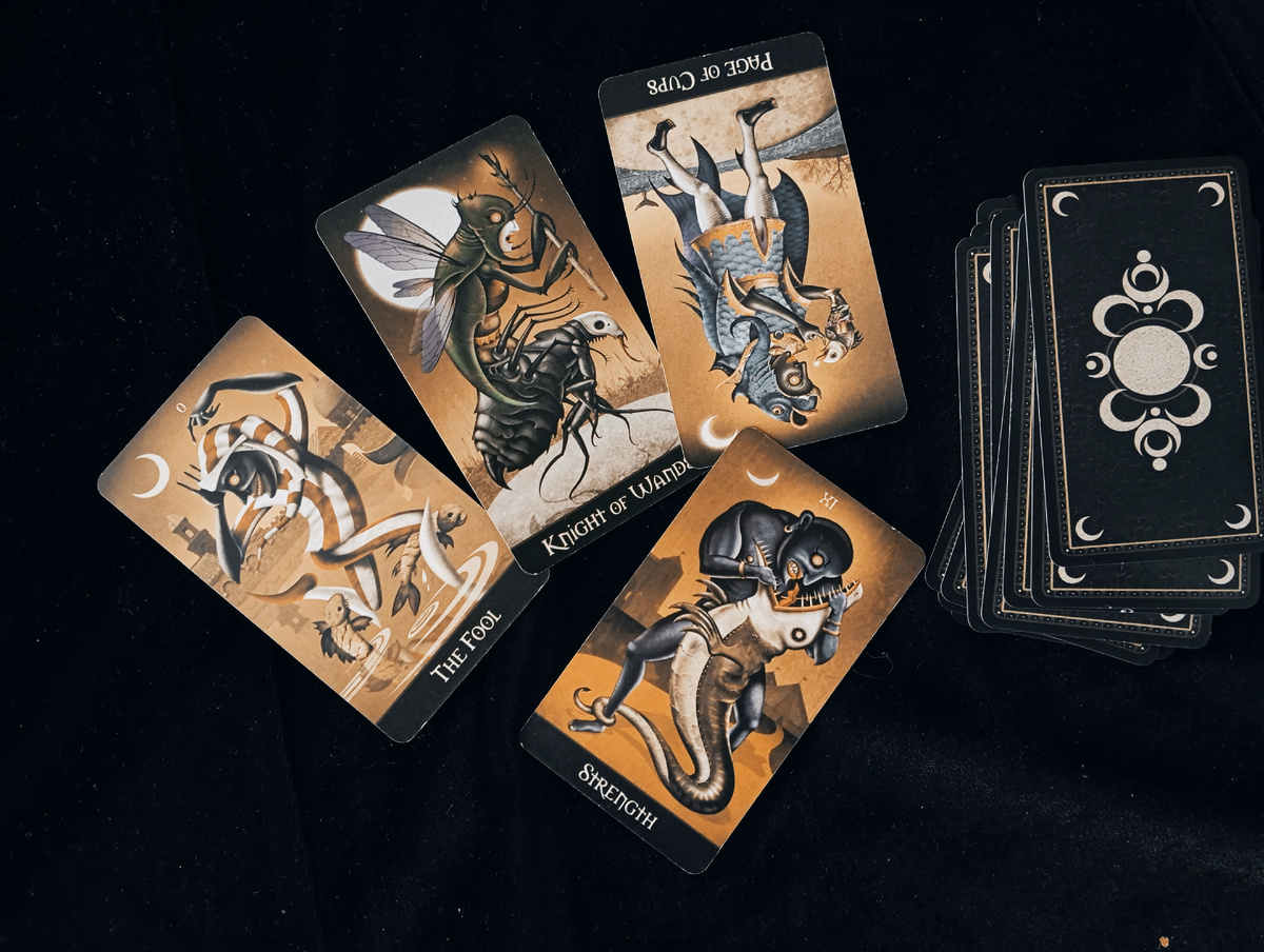 Таро для Раков на июнь 2025