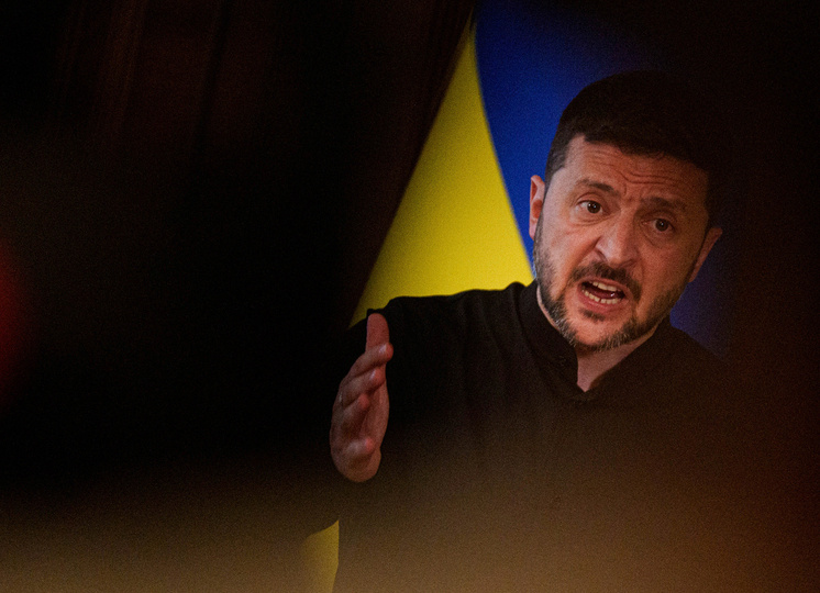 Зеленский опозорился в Стамбуле перед «старшими товарищами»: жалкий человек