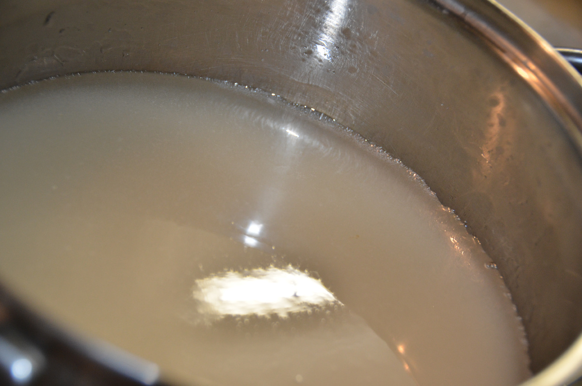 Начало приготовления сиропа