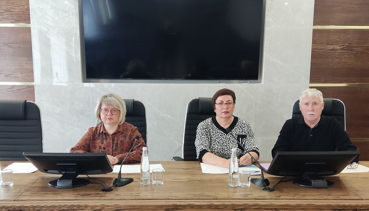    В ряде российских регионов отрождение саранчовых в 2025 году началось раньше обычного