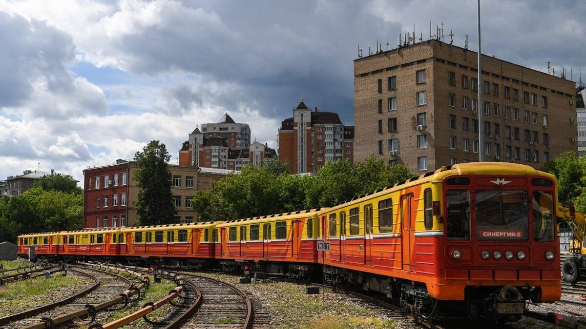    Поезд московского метро «Синергия-2» на территории электродепо «Красная Пресня» / Фото: Валерий Мельников / РИА Новости