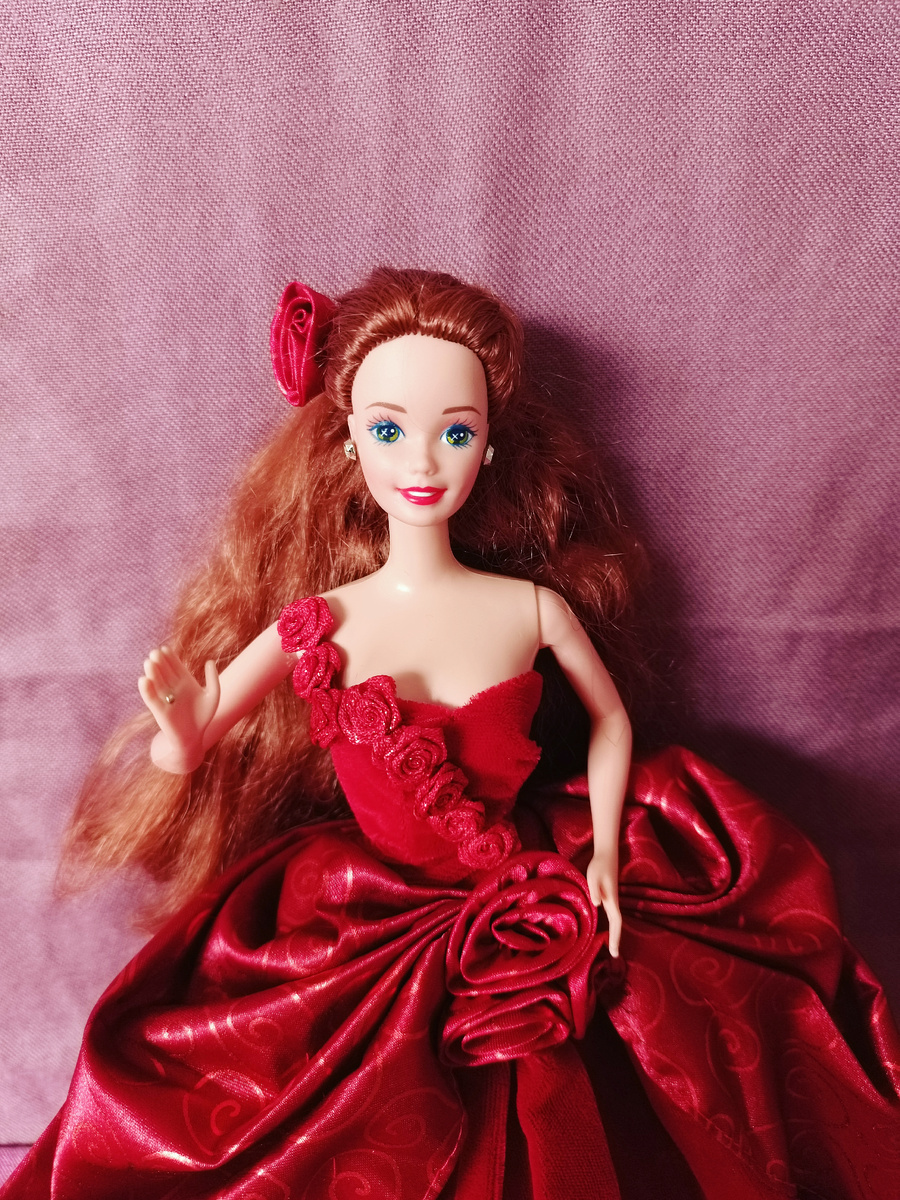 ...в аутфите от Barbie Radiant Rose