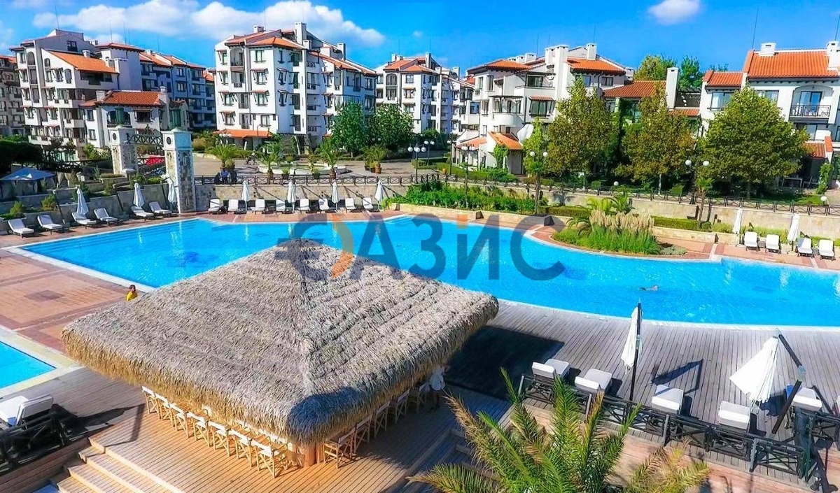 Вид на бассейн