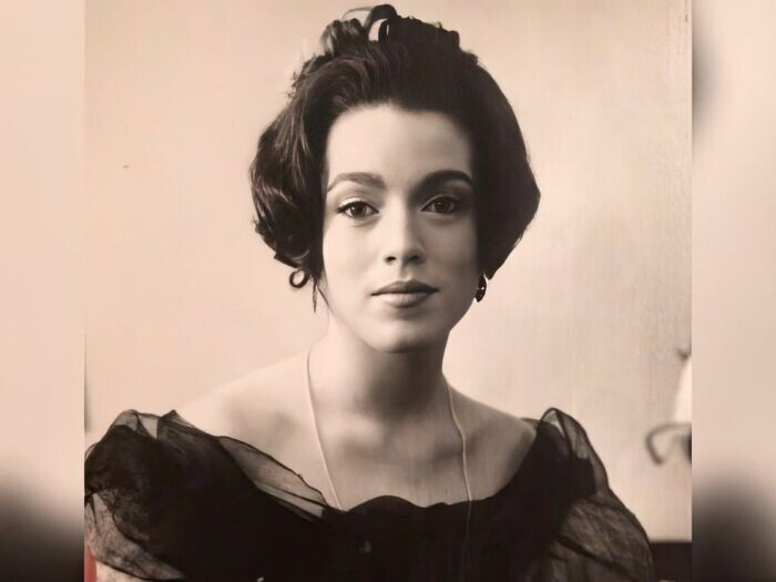 Алена Хмельницкая в молодости.