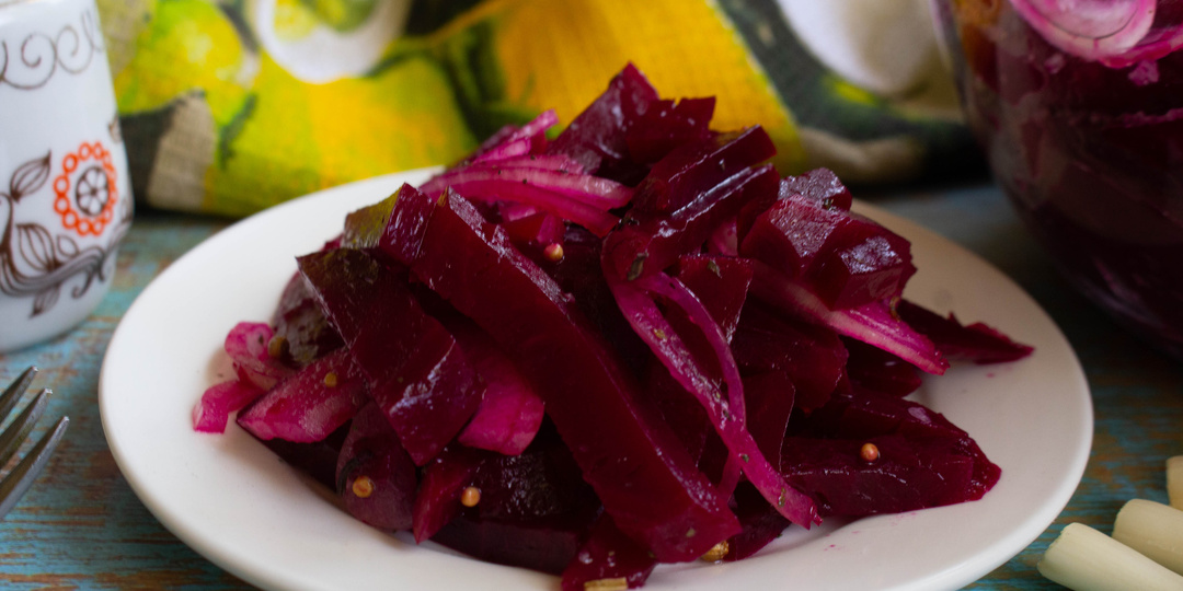 Маринованная свекла с луком