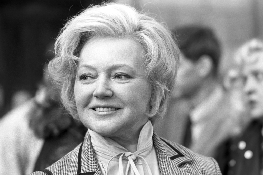    Фото © ТАСС / Фильм «Радости земные» в роли Натальи Лемеховой актриса Людмила Касаткина