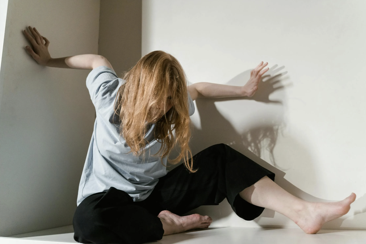 Автор фото с Pexels: MART  PRODUCTION: https://www.pexels.com/ru-ru/photo/8458943/