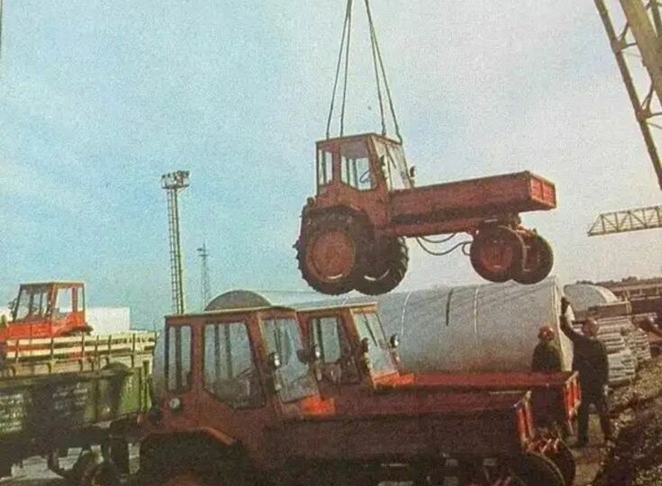 Необычное место, где до сих пор востребован трактор Т 16