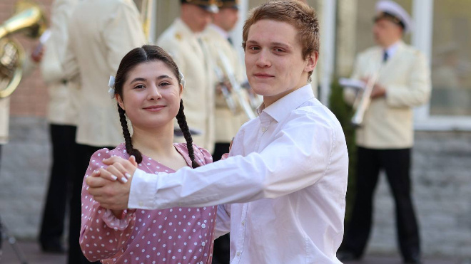 Фото: Официальный канал Комитета общего и профессионального образования Ленинградской области.