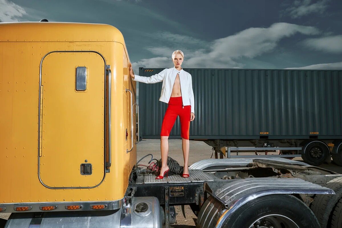    No One показал кампанию, вдохновленную модно-промышленным наследием Италии (фото 2)