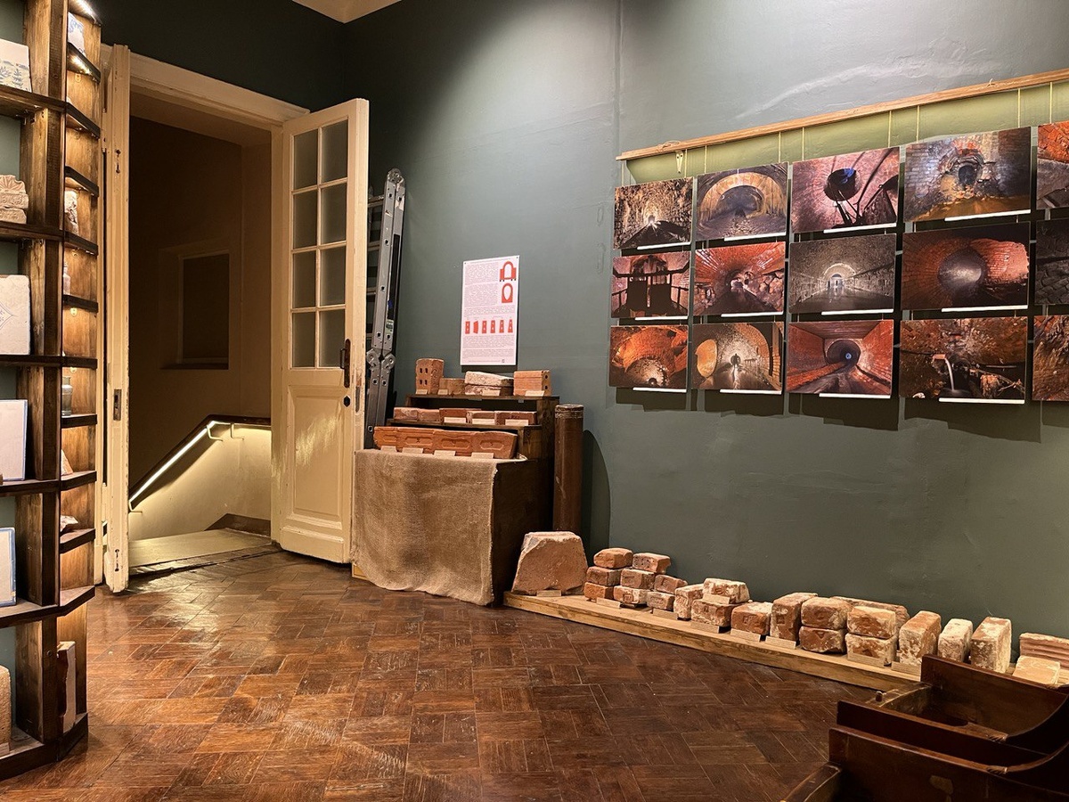 Экспозиция «Московские кирпичные клейма XVII–XX веков» . Фото: Конкорд Групп