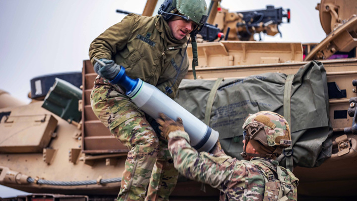    Украина хочет войны, она живёт войной. Фото: Sgt. John Schoebel/Globallookpress