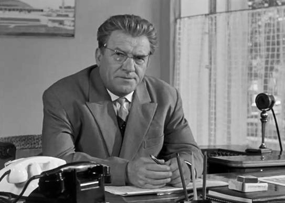 Кадр из фильма «Дайте жалобную книгу» 1965 год реж. Эльдар Рязанов