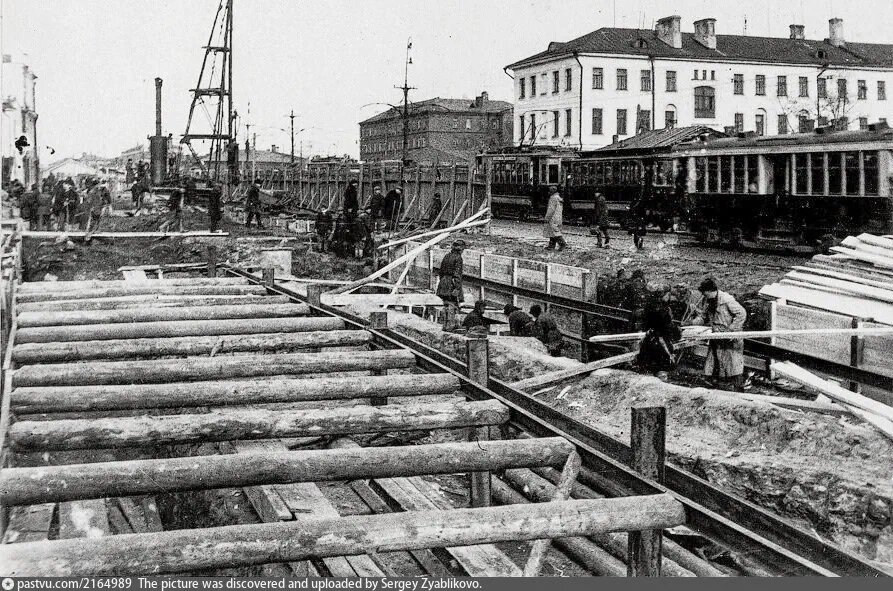 1933-1934 гг., Строительство метро, Краснопрудная ул., источник: https://pastvu.com/p/2164989